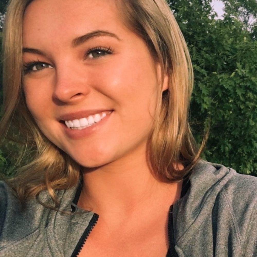 Meet your Posher, Savannah